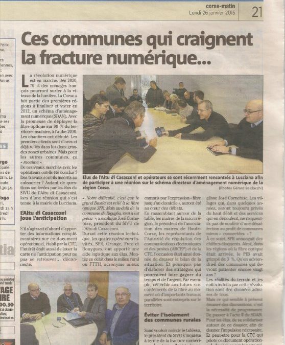 Les Elus de L&rsquo;Altu di Casacconi et les Opérateurs ensembles lors de la réunion du 23 janvier 2015